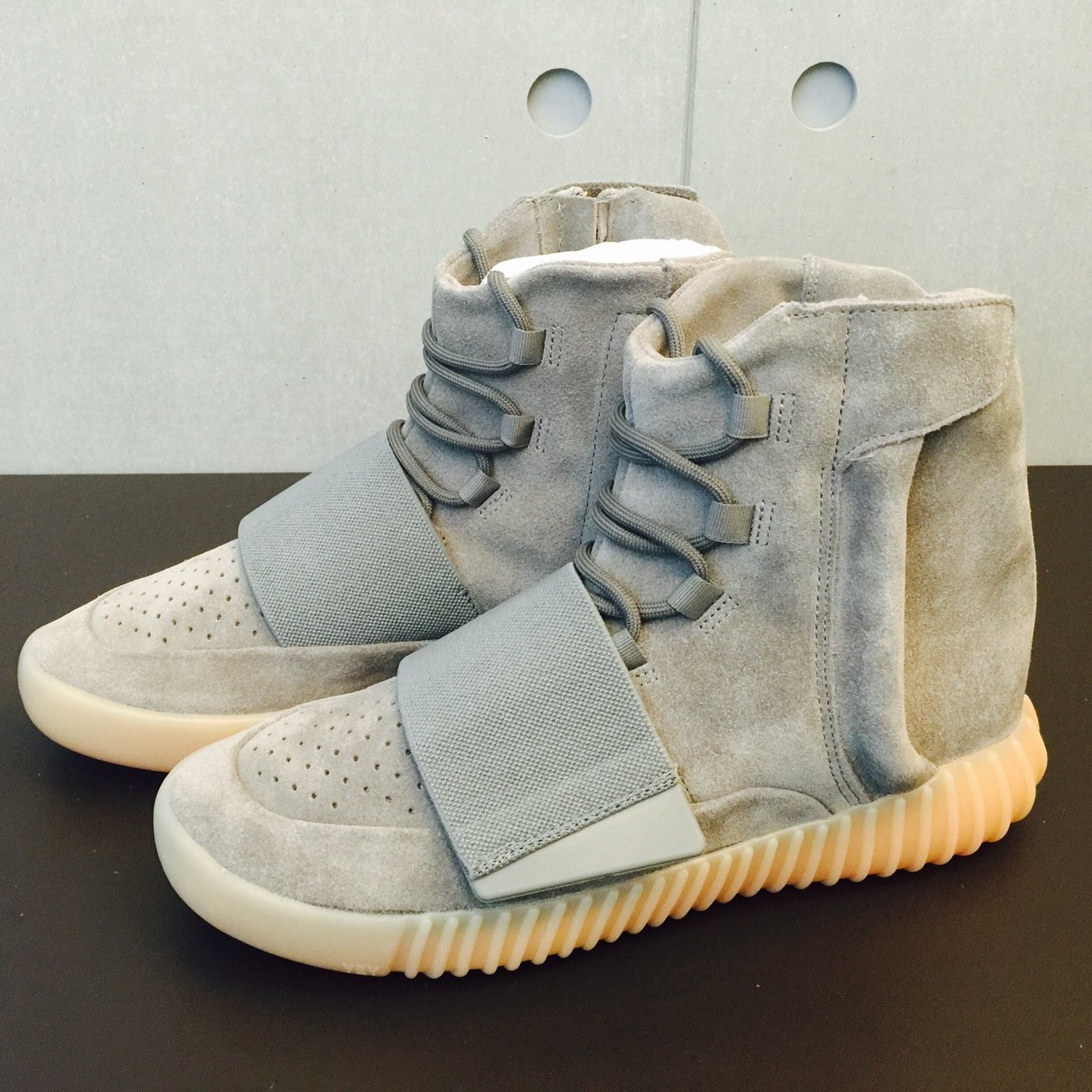 Kanye west hot sale 750 boost