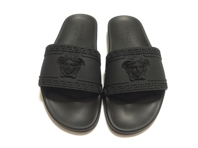 全新～VERSACE 黑色拖鞋～size:40.5