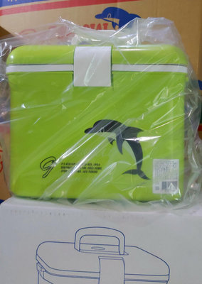 【欣の店】冰寶 海豚 釣魚冰箱/硬式活餌桶 打氣孔 TH-090 綠色