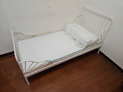 毅昌二手家具~很新的IKEA白色延伸床+床墊~中古家具 回收家具