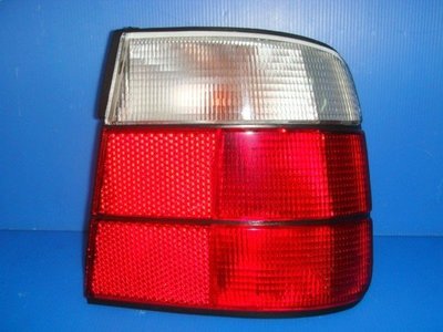 小亞車燈╠ 超優質感BMW-E34紅白尾燈一邊1100元.紅黃一顆1000元.DEPO製