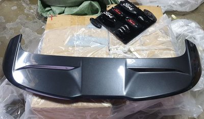 Focus MK4 STLine / RS 原廠二手尾翼 灰色 / 藍色 2021-11