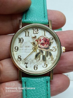 柒零陸晶品//合金玫瑰花圖案(藍綠色)皮帶時裝手鏈錶帶.石英手錶 時尚手錶(1398)一元起標無底價