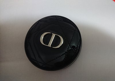 全新Dior 迪奧超完美水潤光氣墊粉餅14g (含粉盒~付粉撲）
