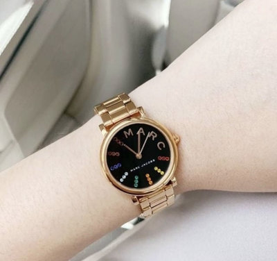 MARC JACOBS Classic 黑色錶盤 水鑽刻度 玫瑰金色不鏽鋼錶帶 石英 女士手錶 MJ3569