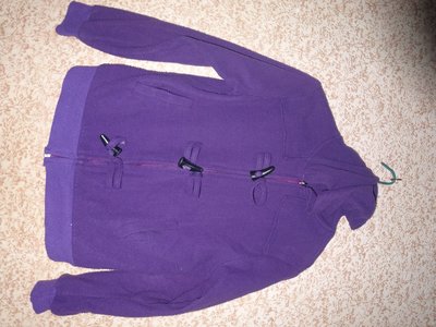 二手出清~紫 棉質 拉鏈 連帽薄外套 防曬 雙口袋(上衣T恤&短袖&襯衫50元/長袖&洋裝100元)