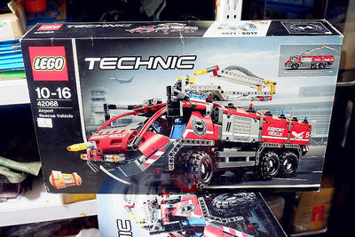 易匯空間 【上新】LEGO 42068 樂高 42068 沈陽樂高積木折扣店  機場消防車 壓合 LG144