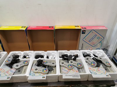 ☆誠信3C☆ 二手盒裝 含手把 賣2千2 二手功能正常 超級 任天堂 SFC 遊戲機 也可用各式物品換