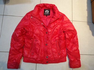 GLOBE TROTTER亮紅色90%羽絨外套,尺寸:L,少穿,降價大出清