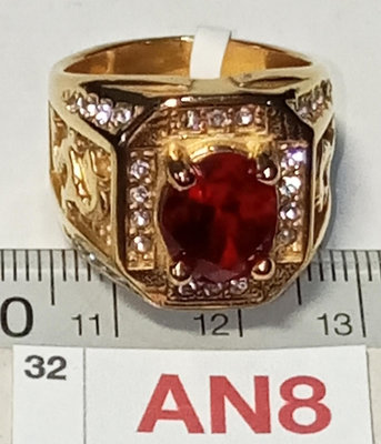 【週日21:00】32~AN8~橢圓紅晶鑽全金色老鳳祥18K戒指(未檢測不保真)。如圖