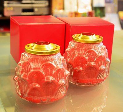 【嘉南佛教文物】《九品》蓮花酥油杯燈-紅（48入/ 2箱）100%純天然、無毒無煙、環保無害！散發淡淡奶香味。