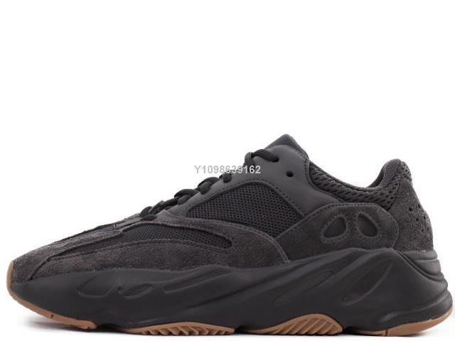 代購】Adidas Yeezy Boost 700 黑碳黑膠底黑焦糖運動慢跑鞋FV5304男女