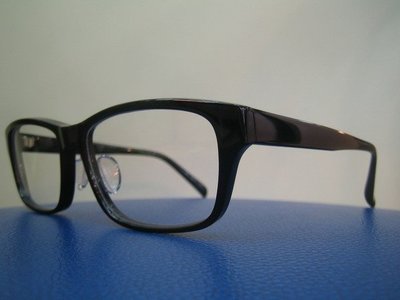 吉新益眼鏡公司*JAPONISM-日本頂級限量手工框-賽璐珞材質-黑色