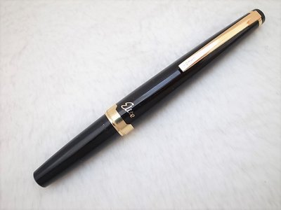B158 百樂 日本製 elite 短鋼筆 18k 極細尖(粗桿)(6.5成新無凹)