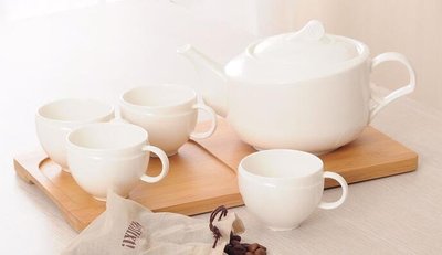 6228A 日式 陶瓷茶壺茶杯竹托盤套裝 白瓷泡茶壺咖啡壺花茶壺杯子組一壺四杯托盤組合午茶壺居家餐廳茶壺套裝