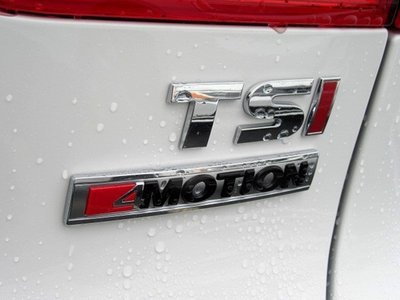 ╭瑞比╮ VW德國原廠 Tiguan R-LINE 4Motion 葉子板 後貼標 葉子板側標 後車廂 側貼標 車身標誌