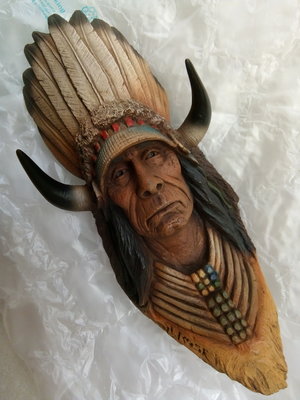 歐洲進口彩繪牛角 印第安人 酋長 精緻藝術品 限量品 有編號 作者落款