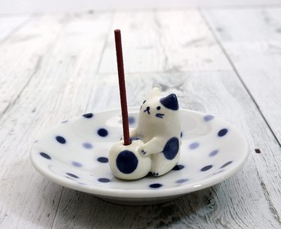 ˙ＴＯＭＡＴＯ生活雜鋪˙日本進口雜貨人氣日本製療癒系點點貓咪造型瓷器線香盤(預購)