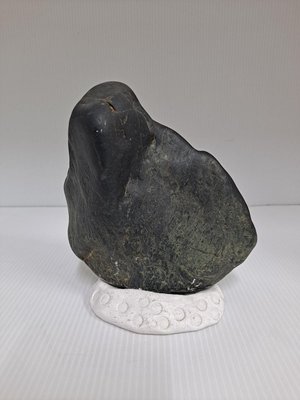 奇石-雅石-花蓮石-金瓜石，高12寬13厚7公分，重1.5公斤，無座，編號00092