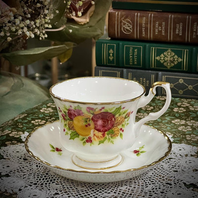 【二手】英產中古骨瓷Royal Albert 假期系列咖啡杯碟兩件套 回流 收藏 中古瓷器 【天地通】-2109