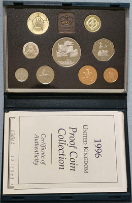 英國1996年精制紀念幣一套 含一枚英國女王70歲生日5鎊紀
