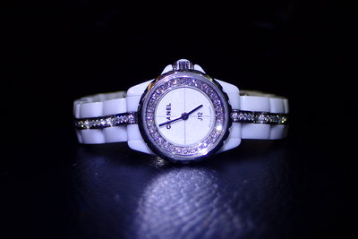 CHANEL香奈兒 白色陶瓷J12石英鑽錶