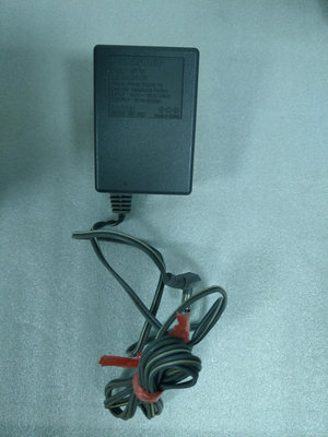 415 （變壓器）（插頭）Panasonic PQLV19TW 穩壓電源轉換器 合格標籤 6V 500mA