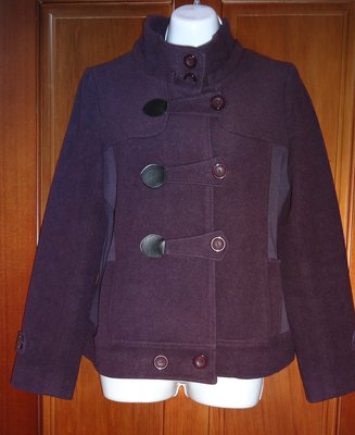 專櫃品牌 POONE 深紫色 羊毛 短大衣 外套F79