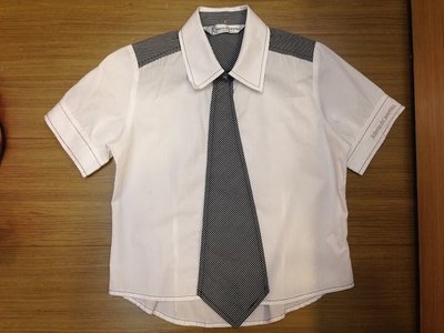 專櫃品牌 Roberta di camerino 諾貝達 白色襯衫 領帶造型 原價兩千多 二手