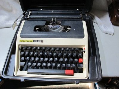 二手舖 NO.54 早期美國古董打字機Underwood 打字機 收藏擺飾 電視 電影 拍攝 擺設 道具