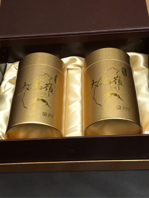 台灣茶葉#高冷茶/大禹嶺/高山茶# 75g* 4包/自用送禮 禮盒 請看商品說明 只有這一盒