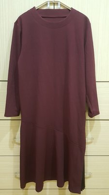 全新 韓國品牌 ROSSA.W  暗紅色側邊百摺設計長洋裝