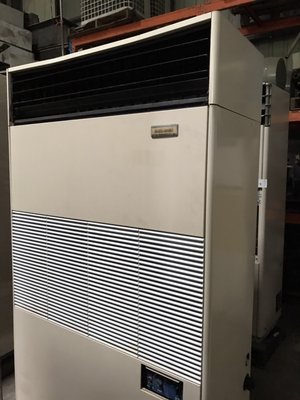 (大台北)中古國際10RT水冷箱型機3φ220V(編號:NA1120402)＊發電機冷氣空調回收買賣＊