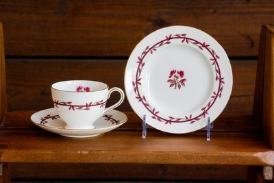【旭鑫】Minton 洋紅色小花系列 英國 骨瓷 瓷器 下午茶 杯組 茶杯 咖啡杯 E.50