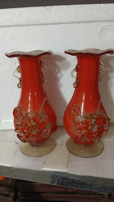 w老琉璃花瓶。橘色的琉璃花瓶一對。顏色少見。。。。古董古玩老物