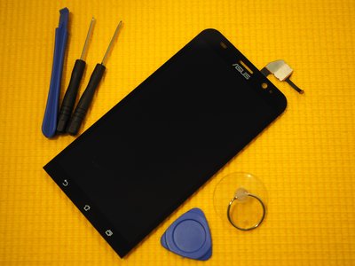 免運費【新生 手機快修】ASUS Zenfone 2 ZE550ML 液晶螢幕總成 黑屏 花屏 Z008D 玻璃破裂維修