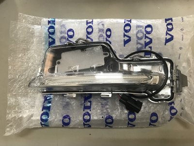 原廠 日行燈 VOLVO S60 V60 14-18