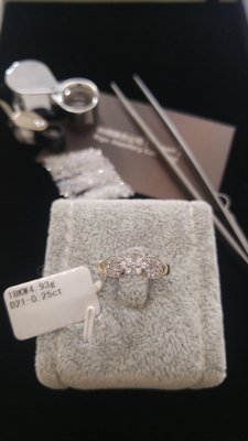 俐格鑽石珠寶批發 18K白金 鑽石戒指 線戒 婚戒指鑽戒台女戒 款號TR275 特價21,900 另售GIA鑽石裸鑽