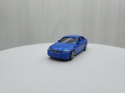 全新盒裝1:64~寶馬BMW M5 黑窗 合金滑行車 藍色玩具 小汽車 兒童 禮物 收藏 交通 比例模型