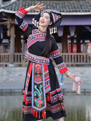 廣西壯族服裝女三月三民族演出服飾少數民族服裝壯錦刺繡長裙成人