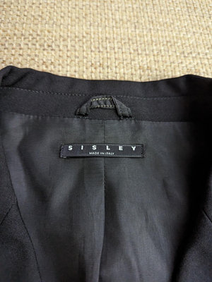 Sisley 義大利製造 黑色修身西裝外套 四扣中山裝西裝外套46號