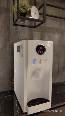 📣優惠價 豪星牌HM-193桌上型冰溫熱自動補水飲水機
