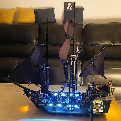 【熱賣現貨】加勒比海盜船 樂高積木 荷蘭號 黑珍珠號 安妮女王復仇號 模型拼裝玩具