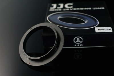 我愛買#JJC副廠49mm鋁合金鏡頭倒接環適Pentax機身PK卡口M42 NIKON CANON OLYMPUS鏡頭即窮人微距鏡頭MACRO鏡MICRO鏡