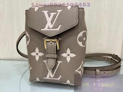 Louis Vuitton MONOGRAM Coffee Cup (M80812) in 2023  Messenger bag men,  Monogrammed coffee cups, Louis vuitton