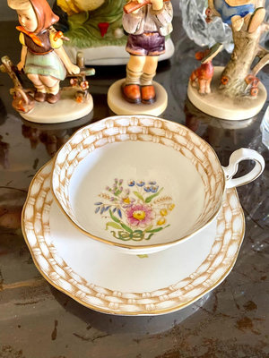 英國骨瓷皇家阿爾伯Royal Albert 手繪咖啡杯碟套裝