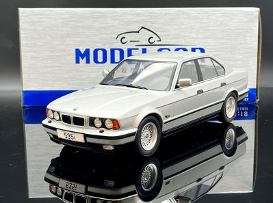 【MASH】現貨特價 MCG  1/18 BMW 5 Series (E34) 1992 silver
