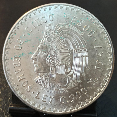 【二手】 墨西哥1947年1948年5比索酋長頭像大銀幣兩，保287 錢幣 紙幣 硬幣【經典錢幣】
