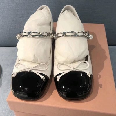 100％原廠 MIU MIU瑪麗珍漆皮單鞋鏈條一字帶拼色復古蝴蝶結淺口粗跟真皮女鞋