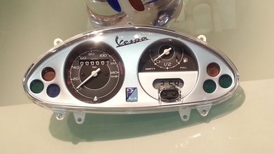Vespa   偉士牌   et8    et-8 整組 /整顆 儀表板   馬錶   馬表   儀錶  時速表